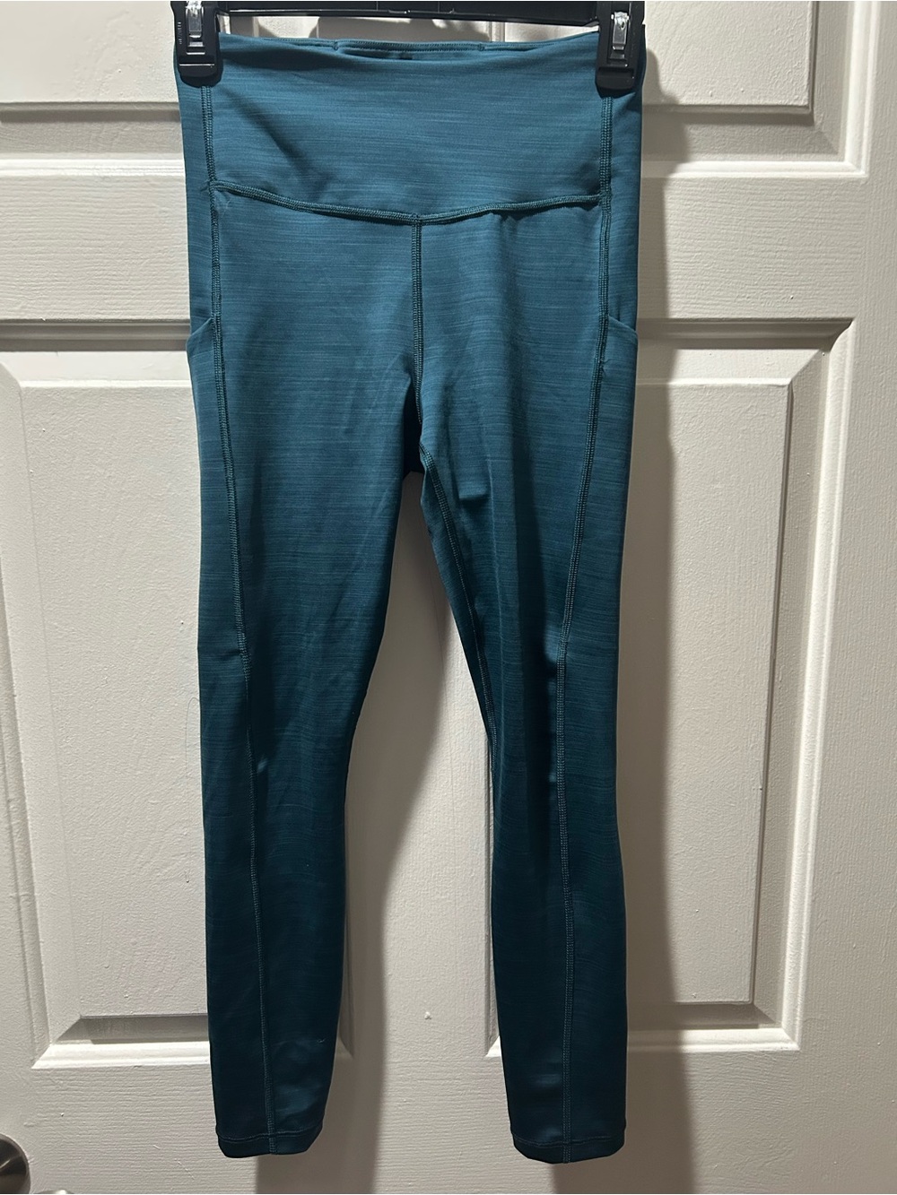 Athleta Ultimate Stash Pocket 7/8 Tight Leggings Oceanic Teal Size XS